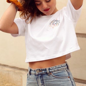Embroidered crop t-shirt in organic cotton x Falling in love image 5