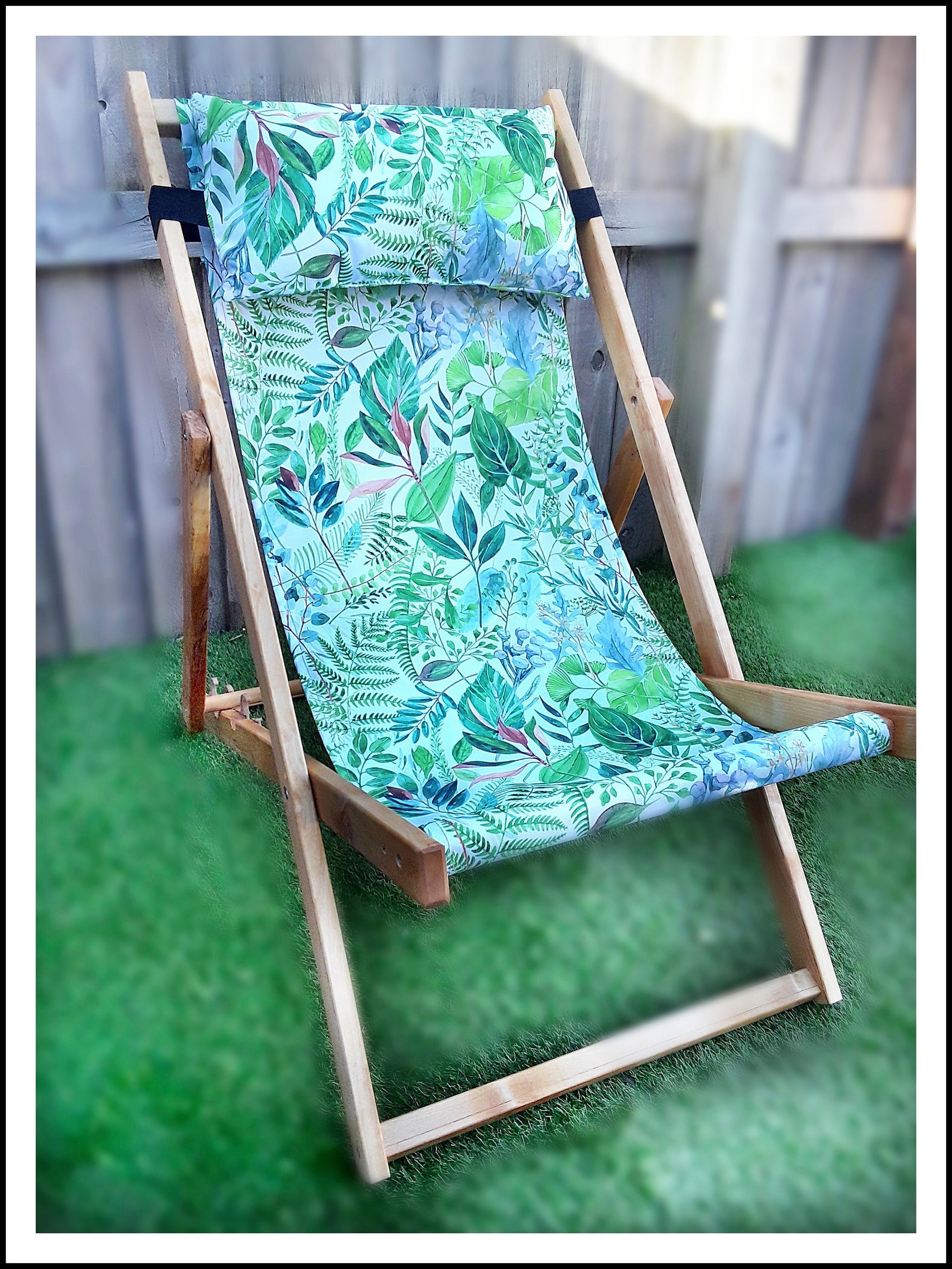 NEW Hardwood Garden Deck Chair Beach Wooden Deckchairs With Pillow