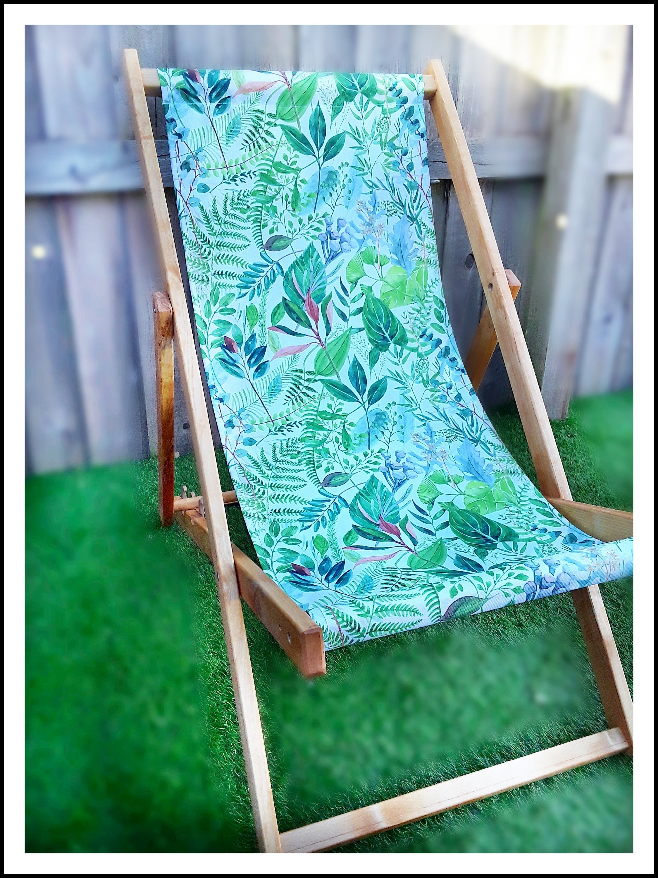 NEW Hardwood Garden Deck Chair Beach Wooden Deckchairs With Pillow