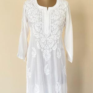 White Handmade Modal Chikankari Straight Kurti Ethnic Party Wear Lucknowi Chikan Kurta Hand Embroided Chikankari Straight Kurti