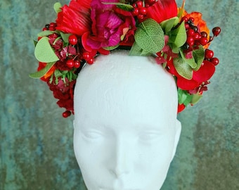 Rich Red Flower Berry Crown , Hen Party Bridesmaid Headband , Summer Festival Fairy , Slavic Folk Dress Headpiece , Ukranian Costume