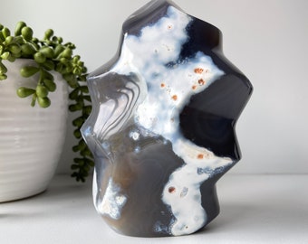 2.7 Lb Orca Agate Flame