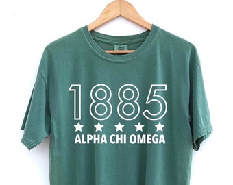 Koszulka stowarzyszenia Alpha Chi Omega Comfort Colors, założona w 1885 r.