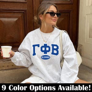 Sweat-shirt GPHI Alumna//Gamma Phi Beta Alumni Crewneck//Sweat-shirt lettres grecques alun sororité//couleurs de l'université//cadeau sororité