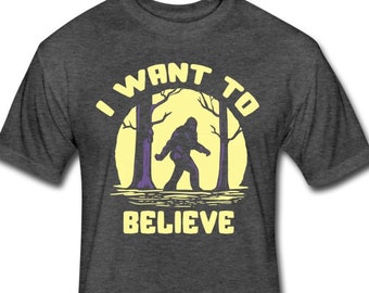 Sasquatch Bigfoot Shirt - Bigfoot Gift - Big Foot Shirt - Big Foot Gift - Sasquatch Shirt - Squatch Shirt - I Want To Believe Shirt