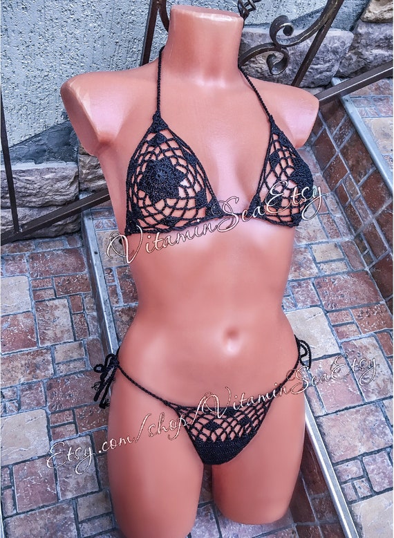 tiny bikini bathing suits