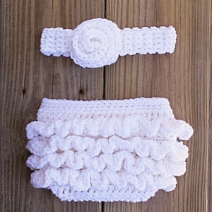 Ruffled diaper cover and headband photo prop set - pdf crochet pattern
