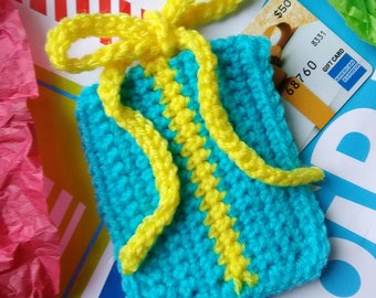 Modèle de crochet pour porte-carte cadeau emballé