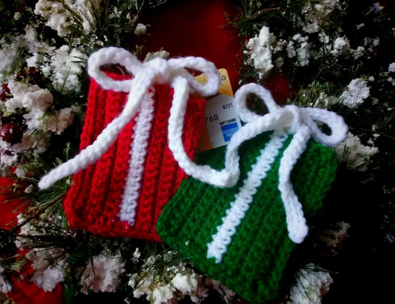 Wrapped Present Gift Card Holder crochet pattern | Etsy