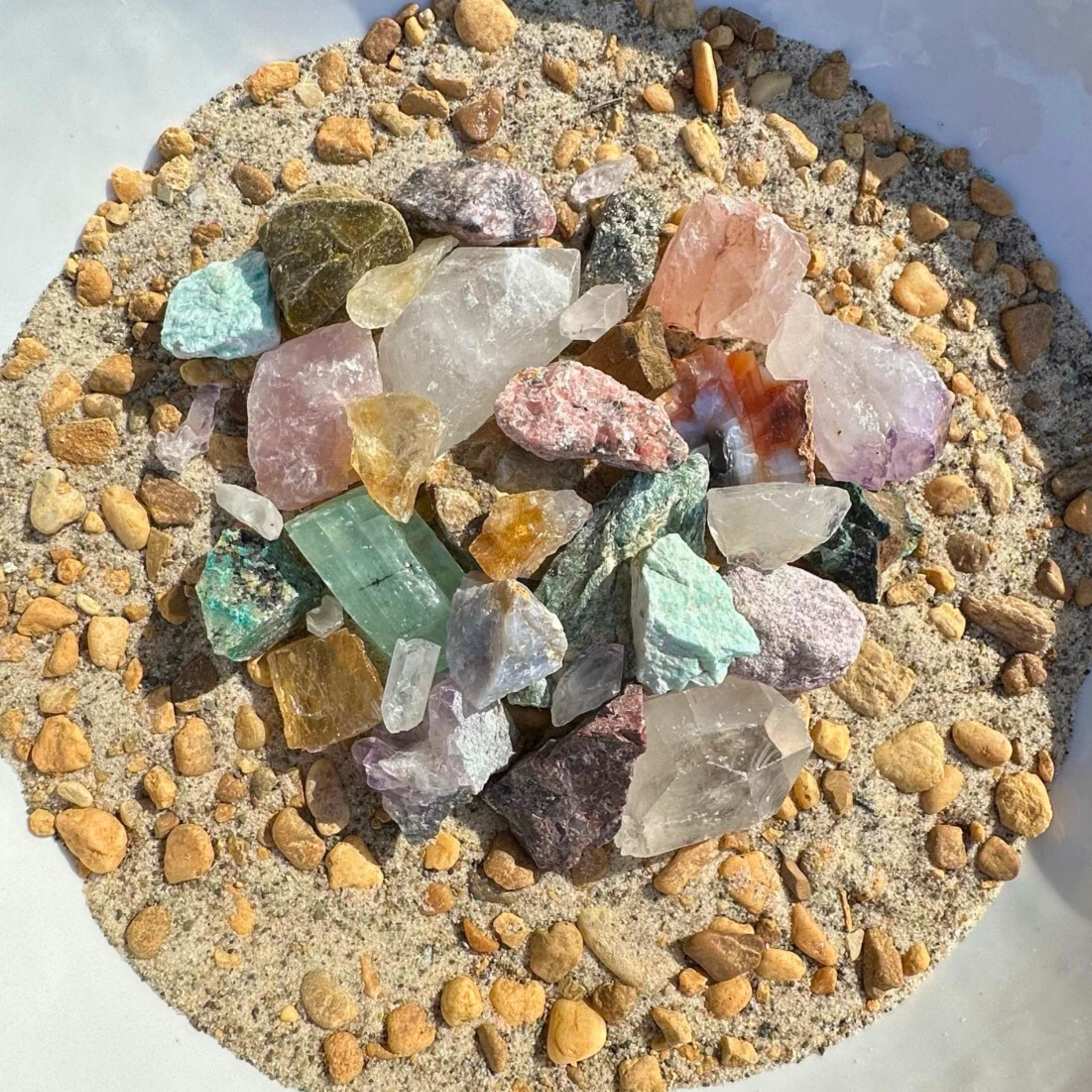 8 Lb. Gem Mining Kit | 8 Pounds Gemstone Paydirt | Sieve | Gem ID