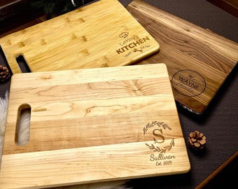 Engraved Cutting Board with Custom Name – Personalized Kitchen Charcuterie Gift for Mom, Grandma or Wife