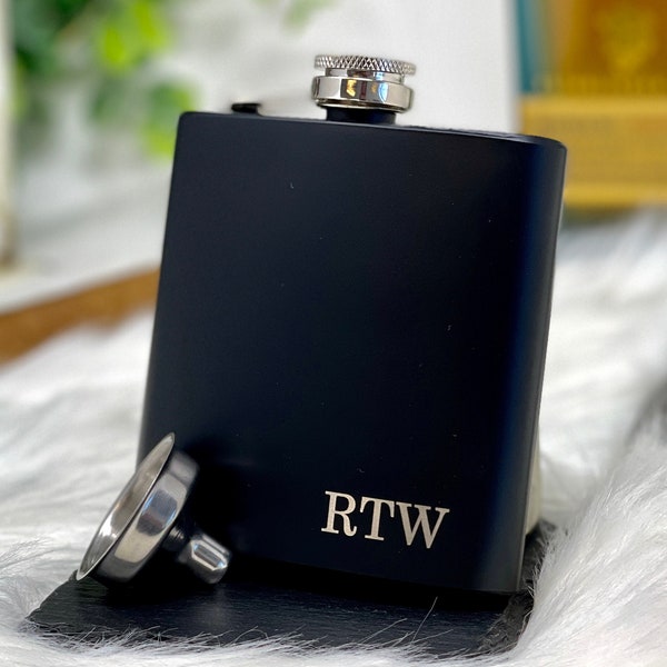 Personalized Groomsmen Flasks, Groomsman Gift, Flask for Groomsmen Custom Flask, Black Hip Flask, Groomsmen Gifts, Gifts for Wedding Party