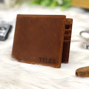 Anniversary Gift for Him Boyfriend Personalized Leather Wallet with Engraved Name