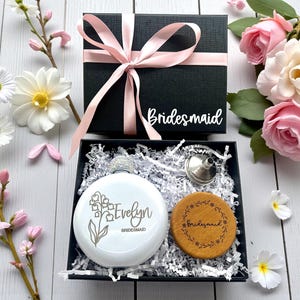 Personalized Bridesmaid Proposal Flask, Birth Flower Round Rhinestone Flask, Wedding Party Gift