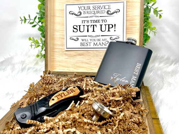 22 Groomsmen Gifts (at Every Price Point!) Your Guys Will Love