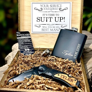 Personalized Groomsmen Proposal Gift Set – Custom Flask, Knife, and Gift Box for Wedding Party Gifts