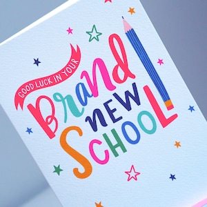 Tarjeta de buena suerte de la nueva escuela