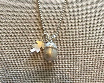 Silver acorn & leaf necklace