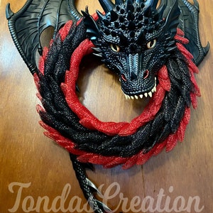Dragon wreath