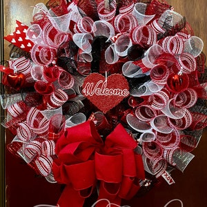 Wreath Heart Trendy Home Decor Red Garland Fringe Trim Christmas Tinsel  Garland Couples Ornament Love Heart Wreath Valentine's Day Decoration  Hanging