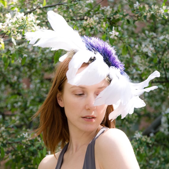 White Purple Feather Flower Ascot Derby 