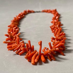 Genuine vintage orange coral stick branch Necklace graduated beads, silver vintage clasp,  Vintage coastal sea jewelry Mediterranean Style