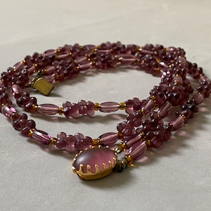 Vtg Amethyst Glass 2 string Beads Necklace, purple glass beads vintage double string necklace the 1960s; frosty amethyst glass beads fashion