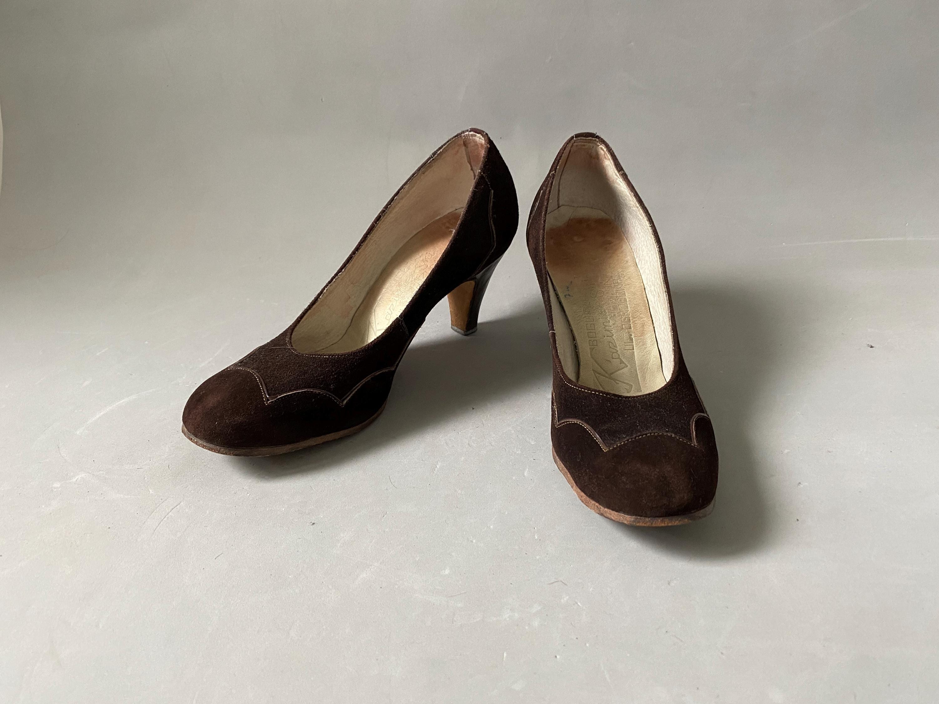 希少 60s~ Vintage Suede Design Heel Shoes Vintage 1960s High Heels, Black Suede With Needlepoint