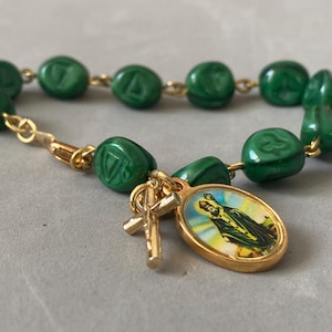 Vintage Shamrock Rosary Bracelet: Irish St. Patrick Medal, Green Glass Beads