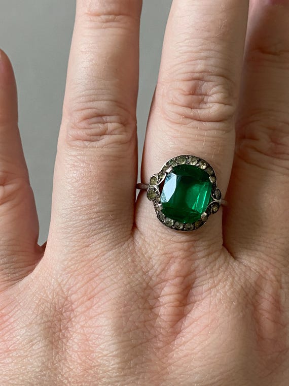 Large Size Art Deco Glass Emerald Silver Ring, Faux Green Stone