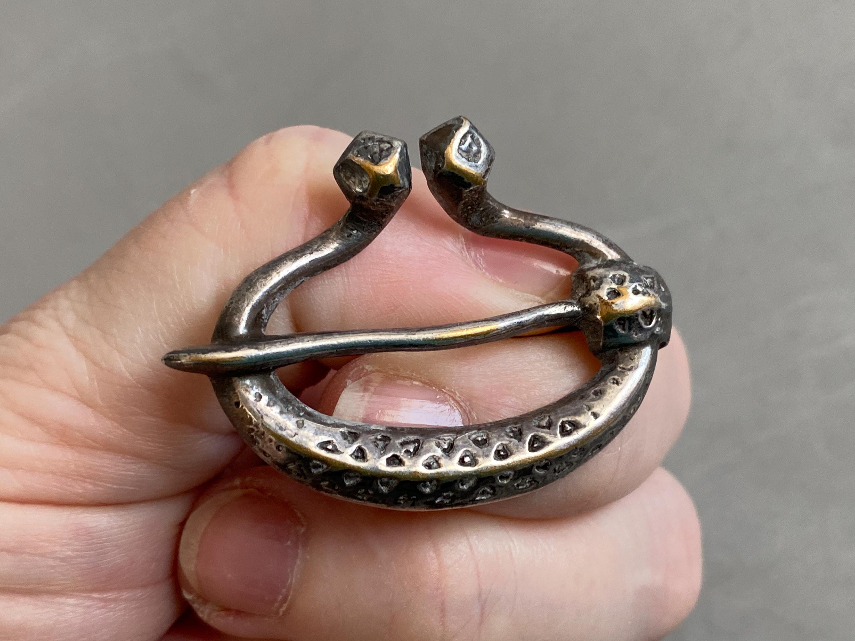 カレワラ.コル　フィンランド　アンティークブローチ カレワラ コル ブローチ - Etsy 日本