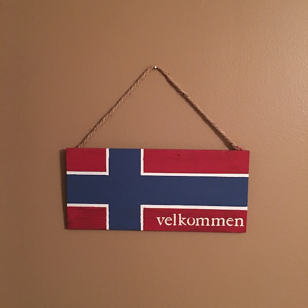 Farmhouse Norwegian Flag Velkommen Sign