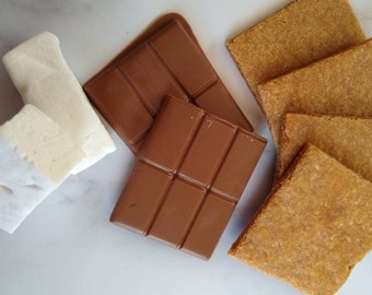 BYO S'mores Kit para chocolate con dos leches, malvavisco de vainilla, galleta Graham, regalo de campamento para niños, inauguración de la casa, regalo del Día de la Madre