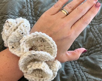 Crochet Scrunchie Pattern (PDF Pattern Only)
