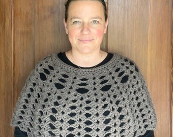 Lacy Shells Capelet Crochet Pattern
