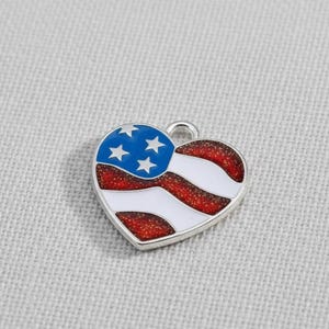US Flag Heart Charm, Silver Plated Patriotic Pendant for Jewelry Making