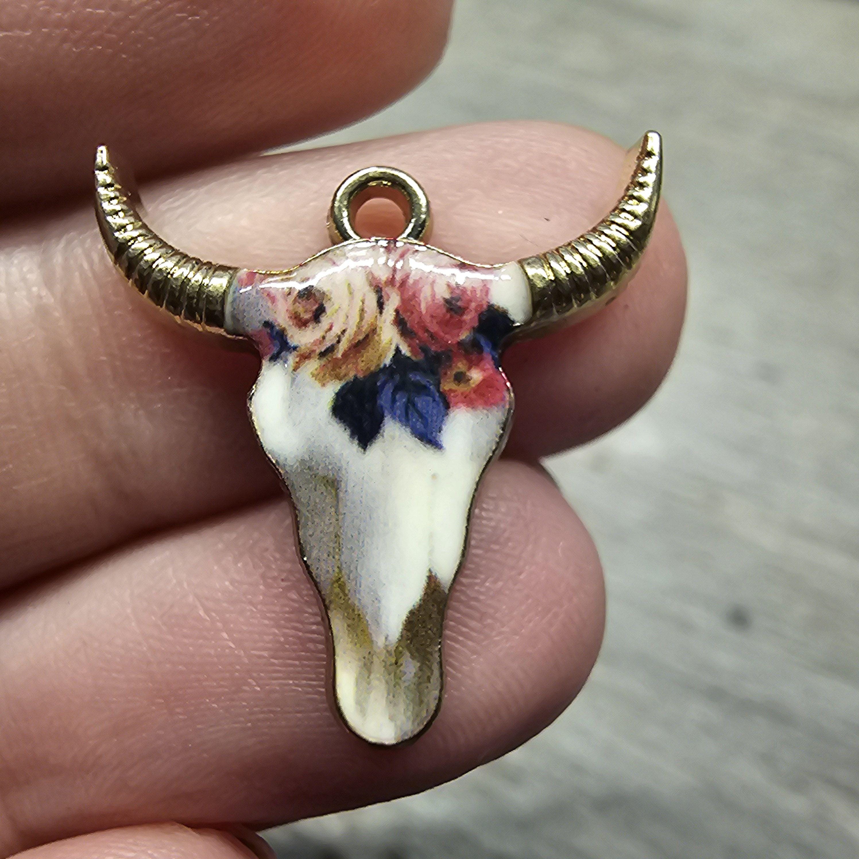 牛の頭蓋骨チャーム - Etsy 日本