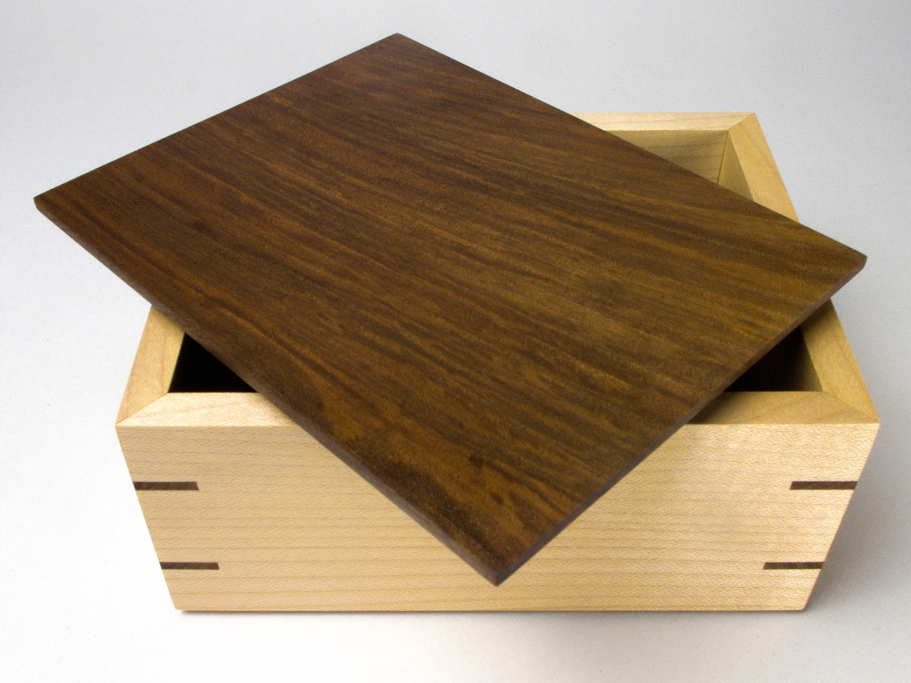 Sycamore Wooden Box With Walnut Lid - Japanese | Modernist