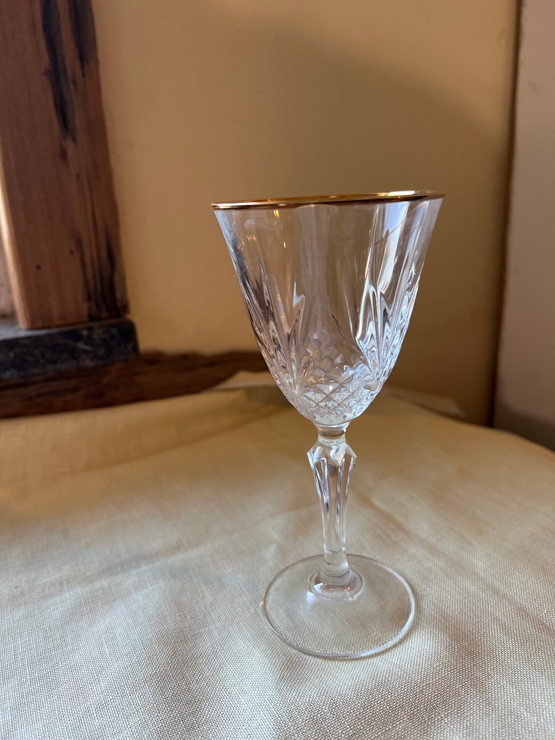 One Crystal Darques Claret Wine Goblet 24 Crystal With Gold Etsy