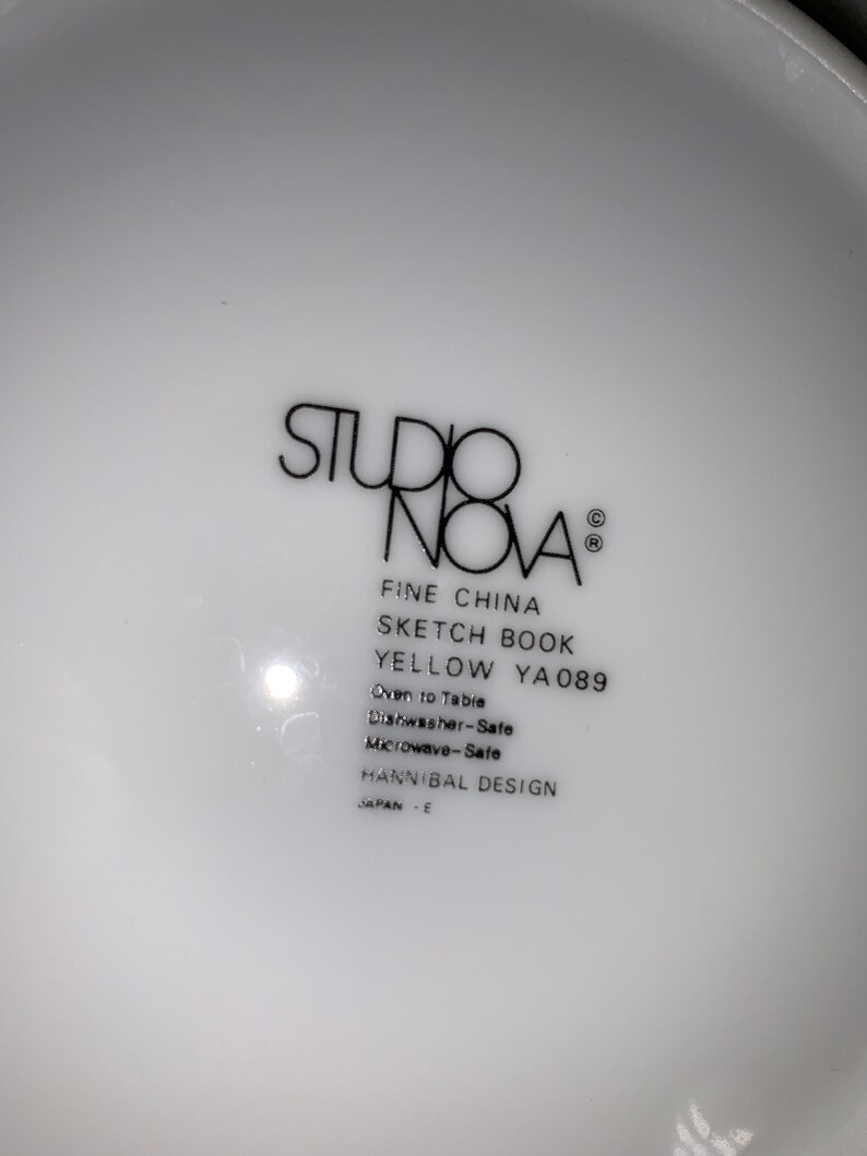 Set of Four Studio Nova Sketchbook Accent Salad Plate YA089 7-12\u201d Japan