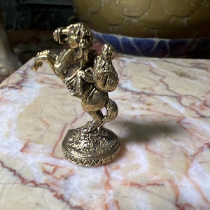 Gallo Pewter Chess Piece Warrior on Rearing Horse Goldtone USA  1-5/8”T #8157