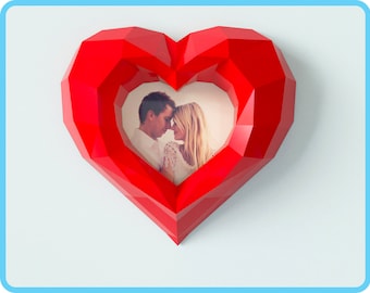 Heart Photo Frame Papercraft Model, DIY Low Poly Sculpture (PDF Pattern)