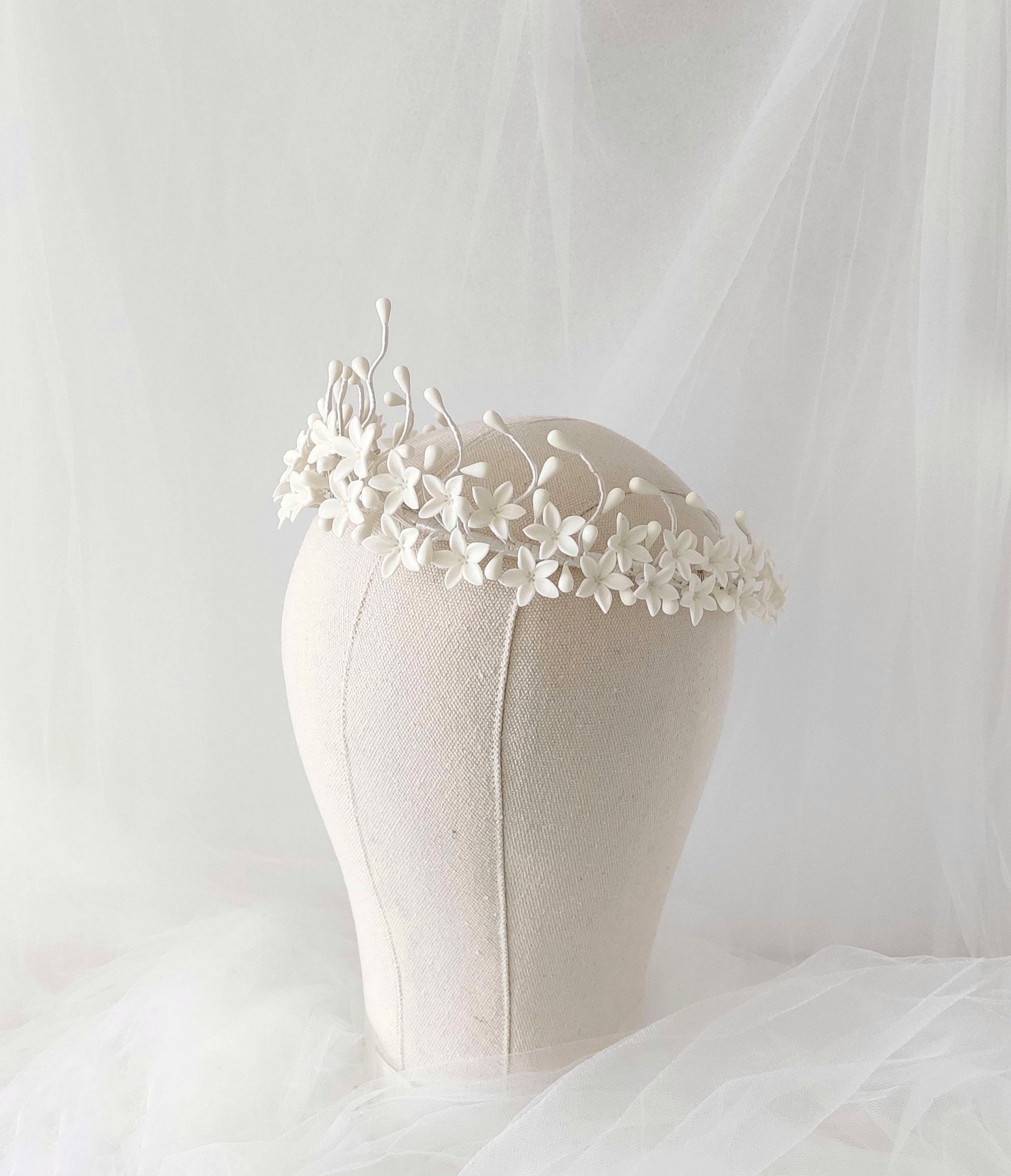 Tiara de novia de flores blancas Tocado de novia en porcelana Etsy