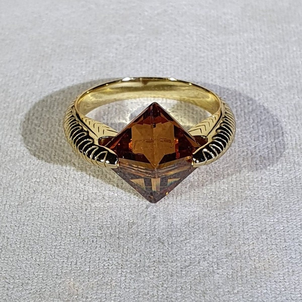 Marvolo Gaunt's Hallows Ring (18ct Gold Plated)
