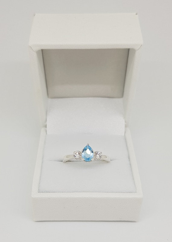 Asuna Engagement Ring - Etsy