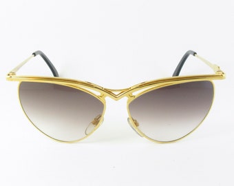 1970s Pierre Cardin Winged Sunglasses, Mod 60810 21007, Made in France 1970s Pierre Cardin Winged Sunglasses, Mod 60810 21007  main image 3