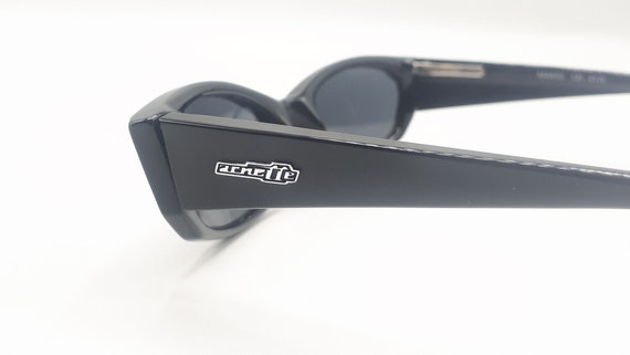 Arnette Mod. Mantis D394 Sunglasses Cat Eye Clour Black Made in