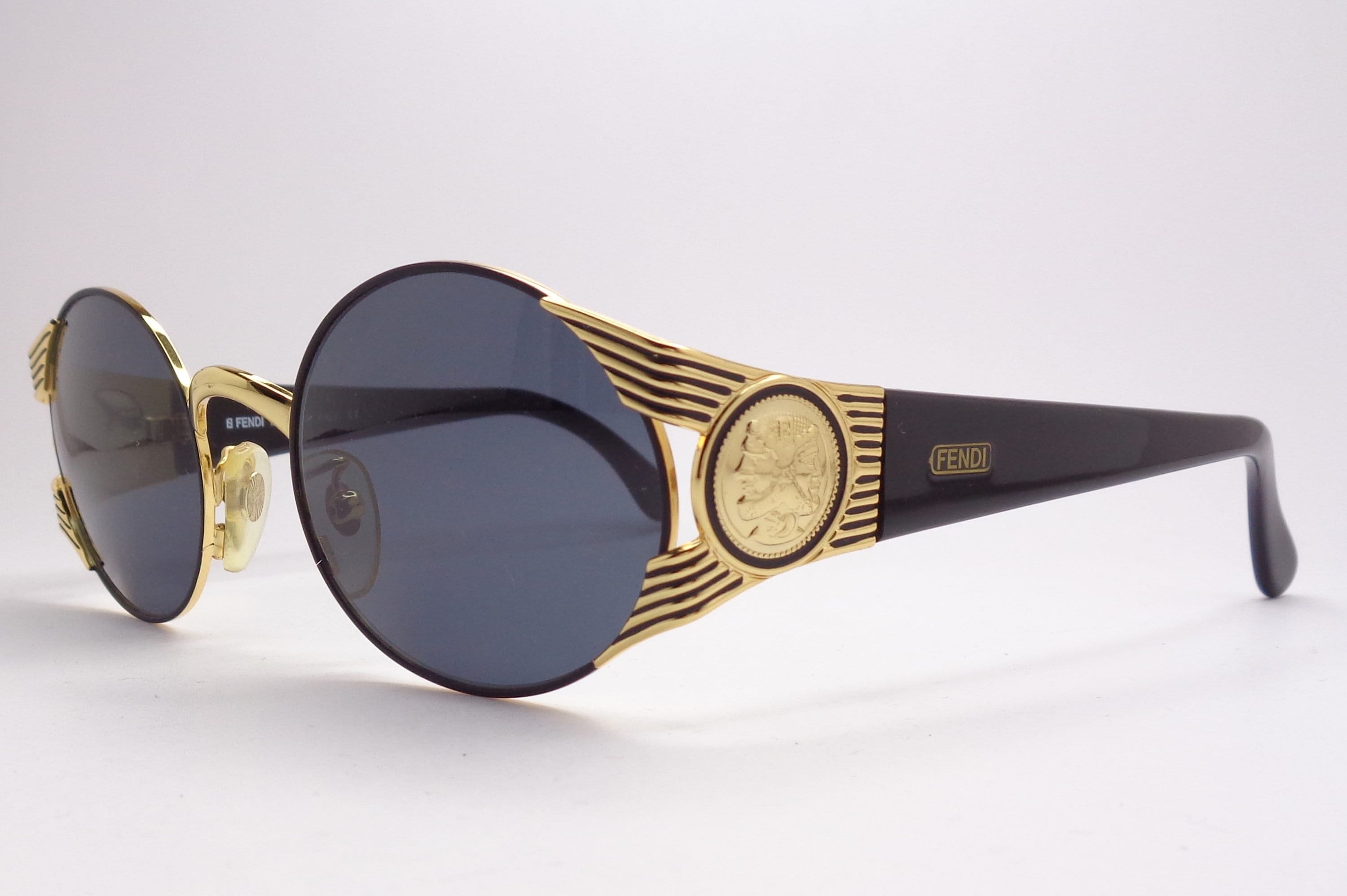 Kaliber Vergevingsgezind minimum Fendi FS 240 vintage zonnebril zeldzaam Made in Italy nooit - Etsy Nederland