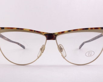 Fendi FV 142 vintage eyeglasses woman cat eye