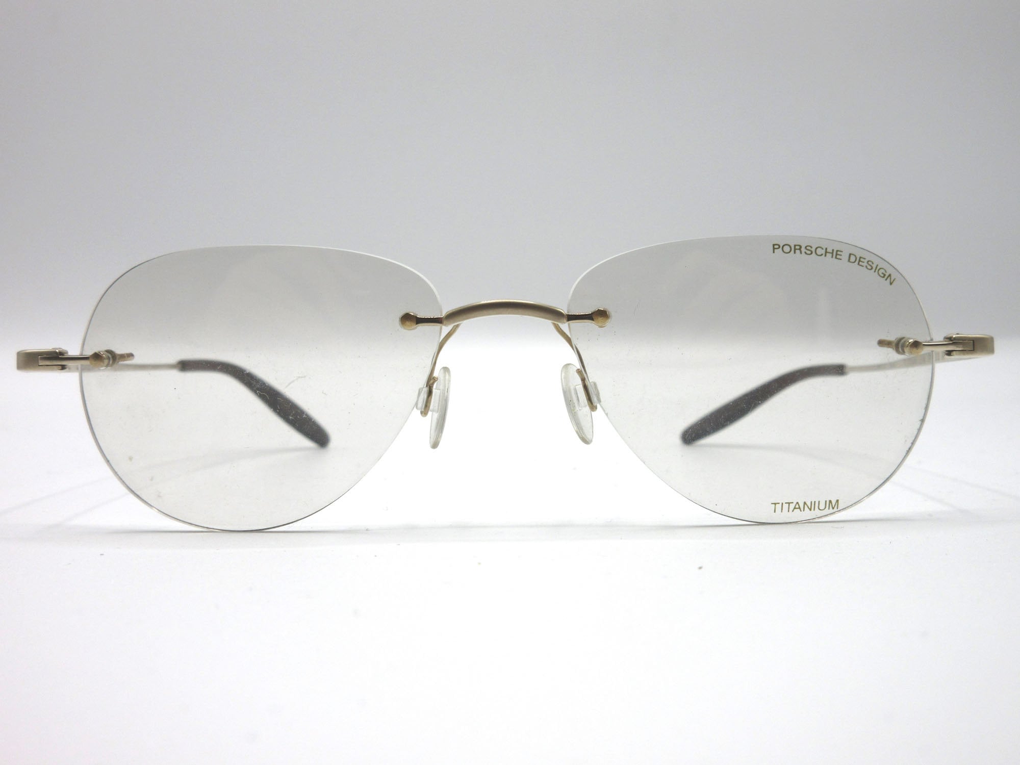 Giorgio Armani Brille -  Hong Kong